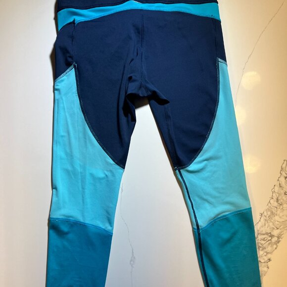 NWOT - Under Armour - Speedpocket Run Crop Under Armour - XL - Picture 15 of 16